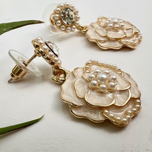 925 Sterling Silver CAMELLIA Drop Earrings Rhinestone Pearl Womens Jewelry - Picture 7 of 11